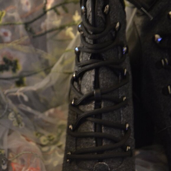 DKNY Women Lenni Lace Up Combat Bootie - Picture 9 of 10